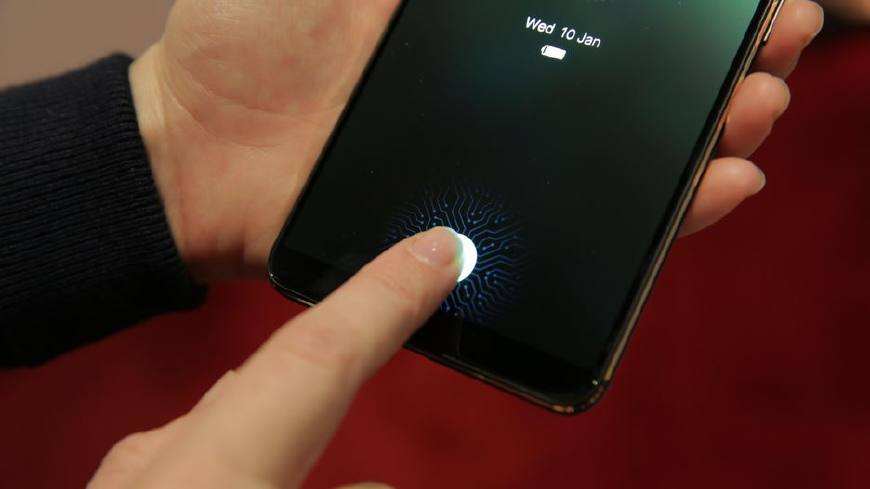 苹果正积极准备屏下指纹技术 预计2019年将上市!