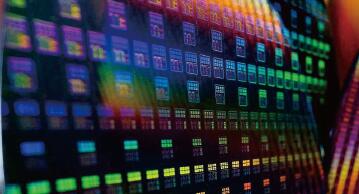 新加坡全国封城，芯片<span style='color:red'>制造商</span>担忧断供