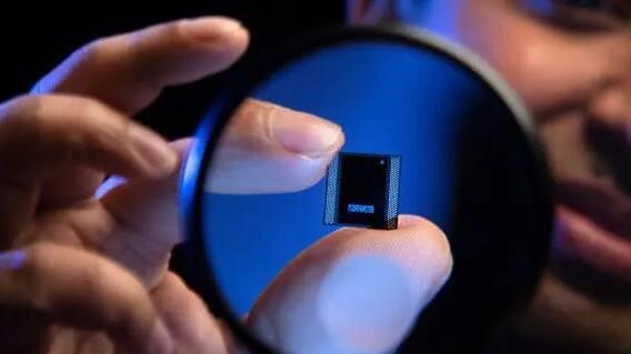 英特尔有创新并非“无能” 苹果自研只是“顺手”泼冷水